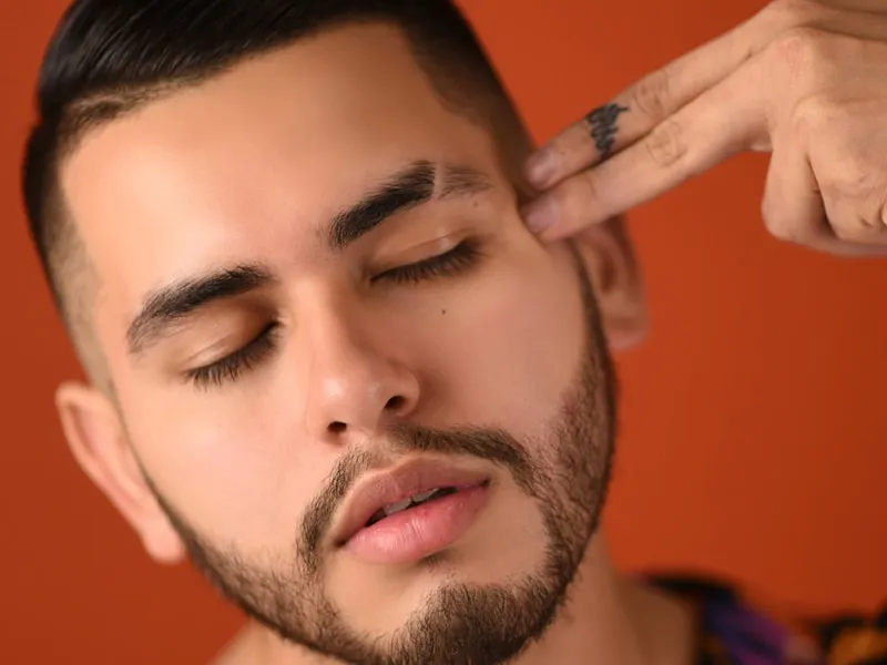 Altın Oran Kaş Tasarımı Adana Seyhan — Apollo Erkek Bakım Merkezi